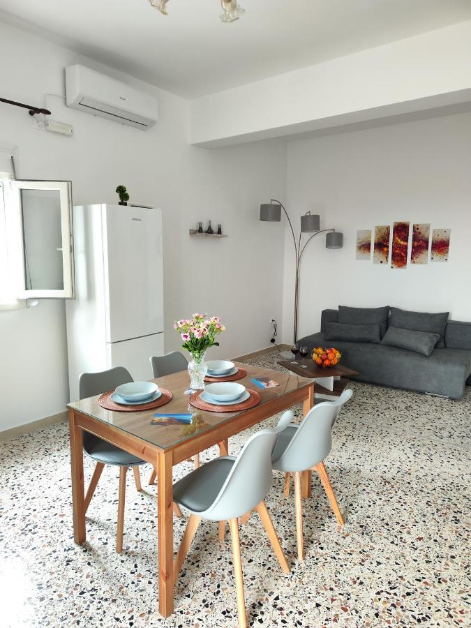 Oasis Apartments 佩里萨 外观 照片
