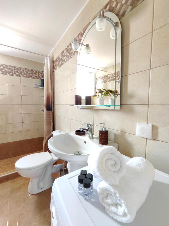 Oasis Apartments 佩里萨 外观 照片